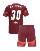 RB Leipzig Benjamin Sesko #30 Venkovní dres pro děti 2024-25 Krátký Rukáv (+ trenýrky)